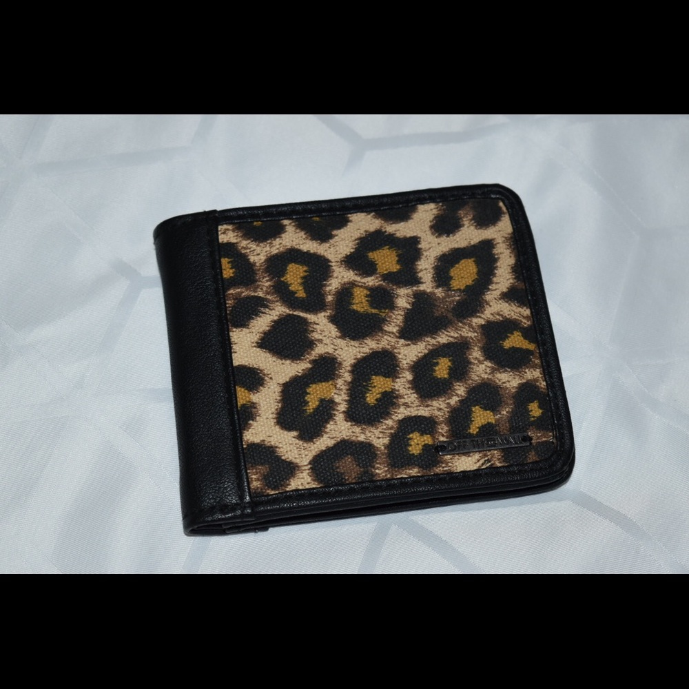 Vans Off the Wall Leopard Bi-Fold Wallet